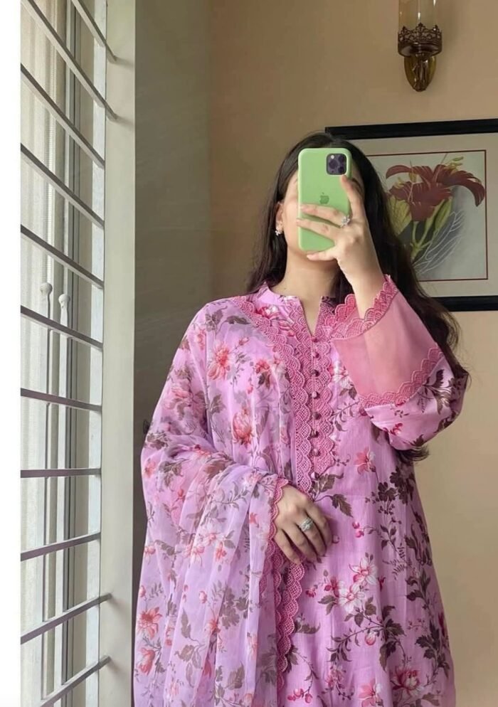 Pink Floral Printed Lawn 3-Piece Suit - Image 1